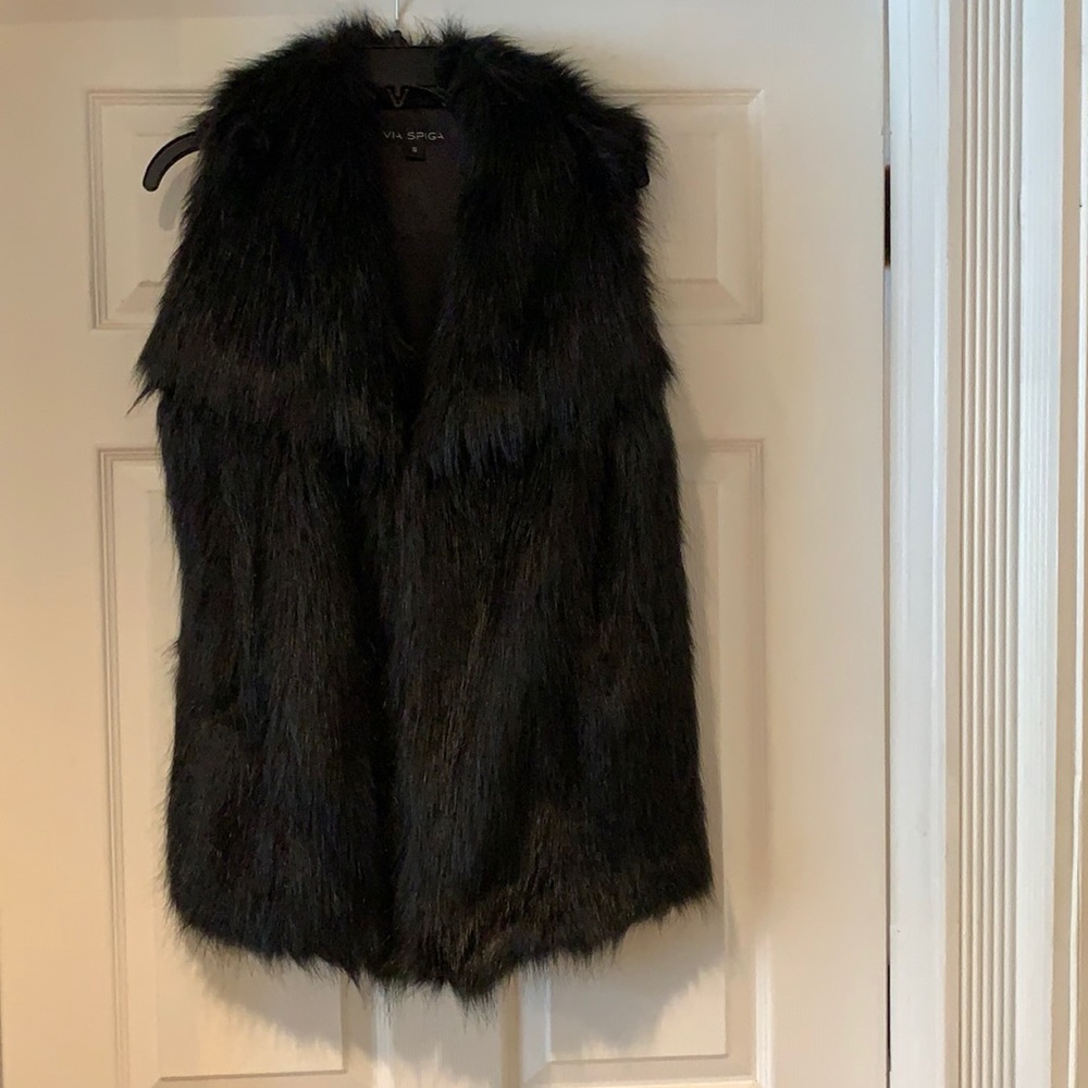 Via Spiga black faux fur vest